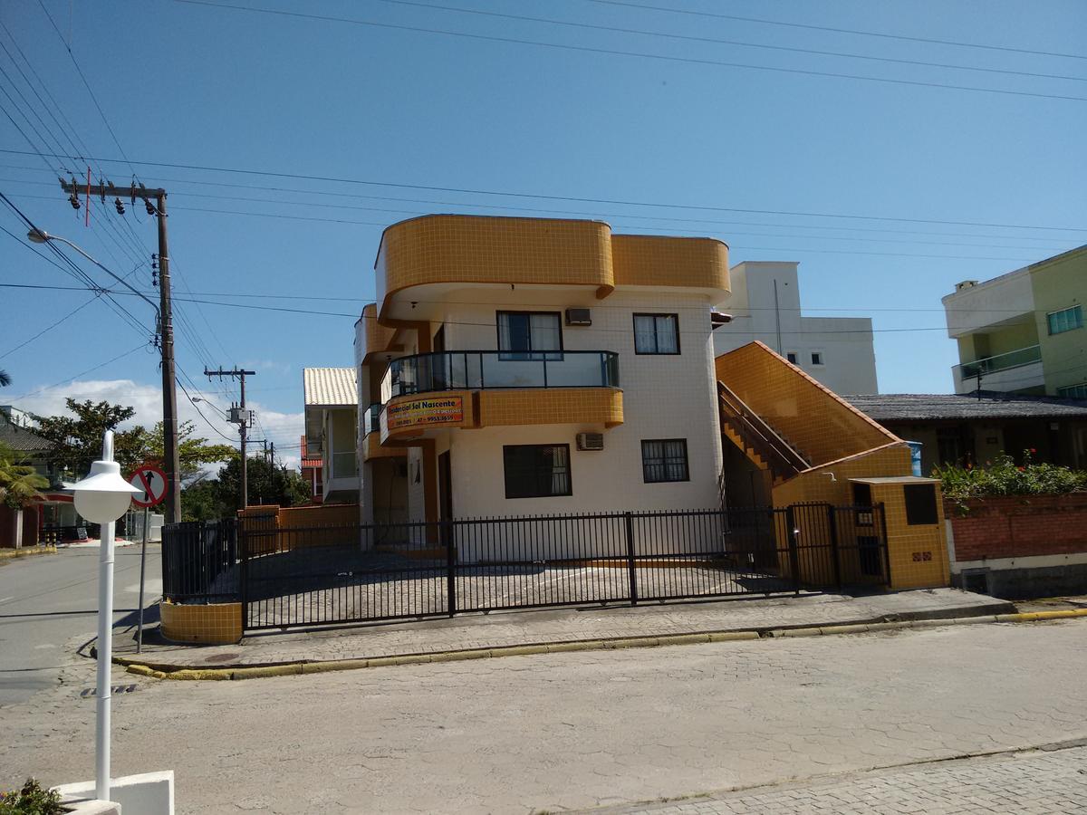 Residencial Sol Nascente Apartment Bombinhas Exterior photo